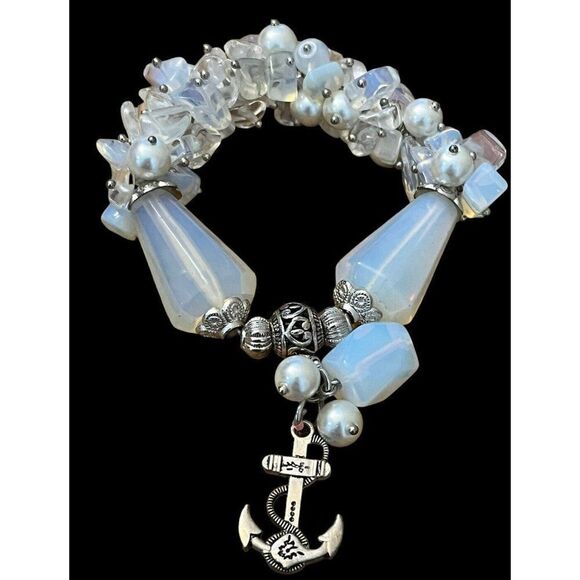 Silver Tone Anchor Charm Bracelet Nautical Theme Stretch One Size Pearl White - Picture 1 of 4